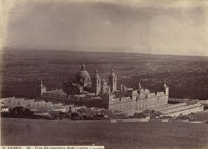 El Escorial, vista del Monasterio desde la presa de Jean Laurent y Minier, 1857-63. BNE, 17/2/37