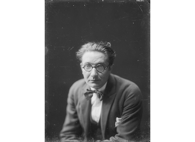 Pacheco, Retrato de Alfonso R. Castelao.  Archivo fotográfico Pacheco. Ayuntamiento de Vigo