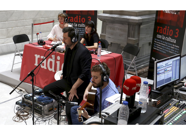 Día del Libro 2018  El cantaor Miguel Poveda presentó su último trabajo en la BNE