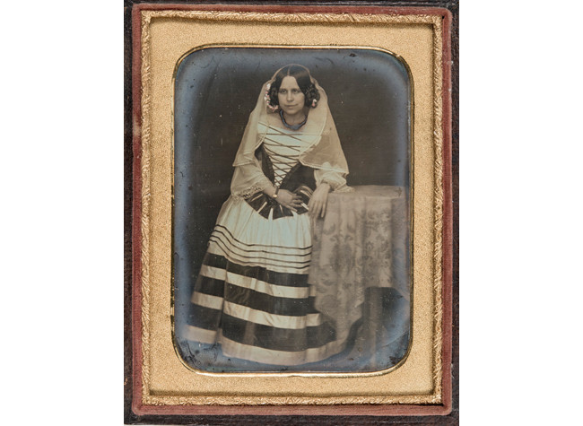 Anónimo. Mª Josefa de Solá y Albareda, entre 1850 y 1855. Daguerrotipo. Biblioteca Nacional de España, 17/220/6