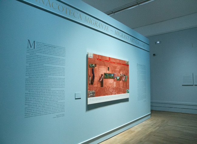 Montaje de la exposición Pinacoteca Migrante