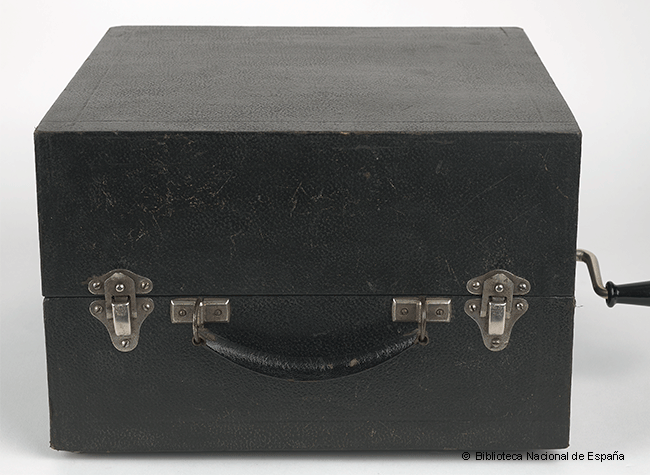 Gramófono (Signatura BNEM CE2719)