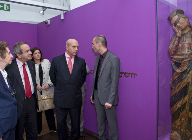 De izda. a dcha. Margarita Salas, Emilio Lora-Tamayo, José Ignacio Wert y Javier del Barco