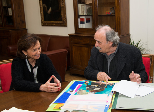 El dibujante y escenógrafo, Joan Guillén, dona parte de su archivo personal a la Biblioteca
