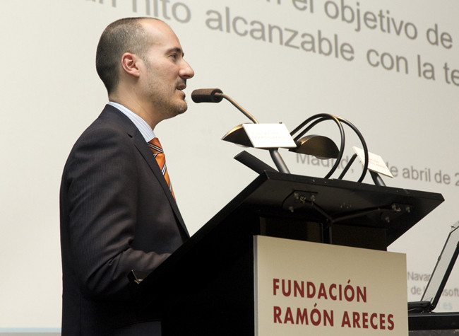 Santiago Navarro (KeenSoft). Jornada de Web semántica en archivos, bibliotecas y museos / Madrid, 10 de abril de 2014