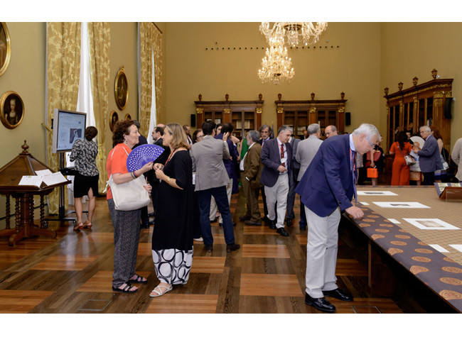 Visita de los directores del Instituto Cervantes a la BNE
