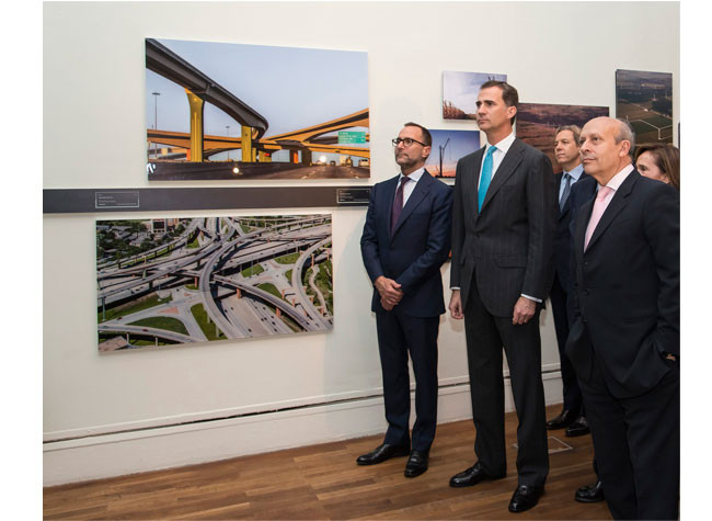Su Majestad el Rey Felipe VI en la inauguración de la exposición Diseñar América