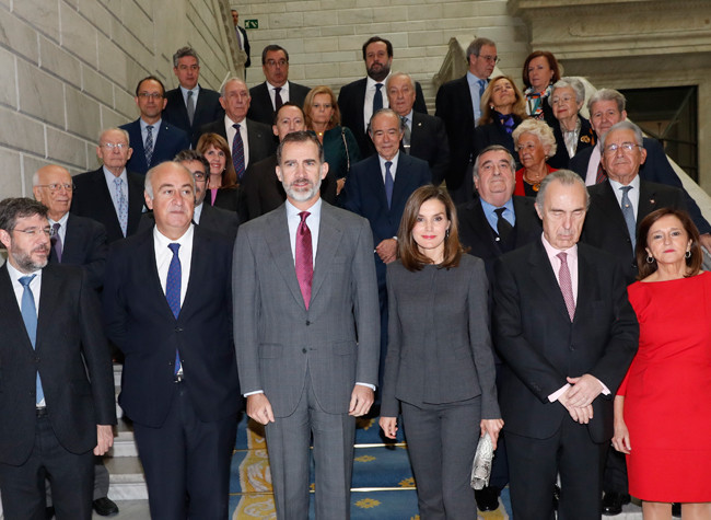 Los Reyes de España presiden la primera reunión del Pleno del Real Patronato de la BNE