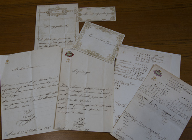 Cartas y pliegos de estudio de Isabel II y de la Infanta María Luisa de Borbón