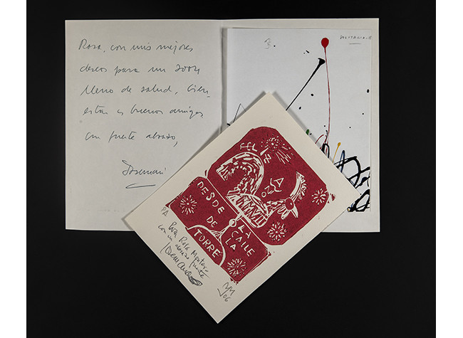 Dos tarjetas de José María Merino dirigidas a Rosa Montero